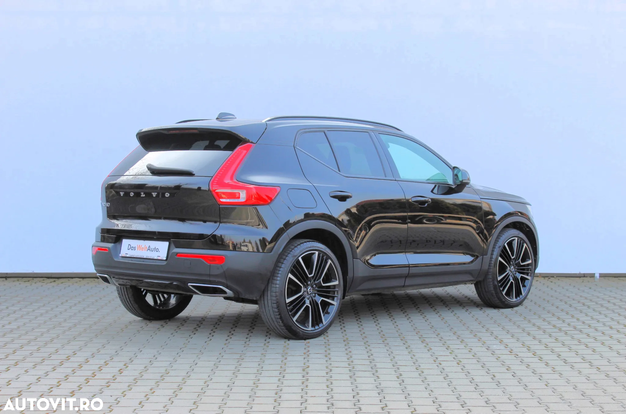 Volvo XC 40 D4 AWD Geartronic R-Design - 5