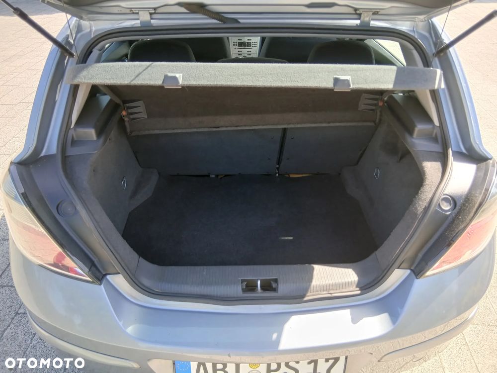 Opel Astra - 17