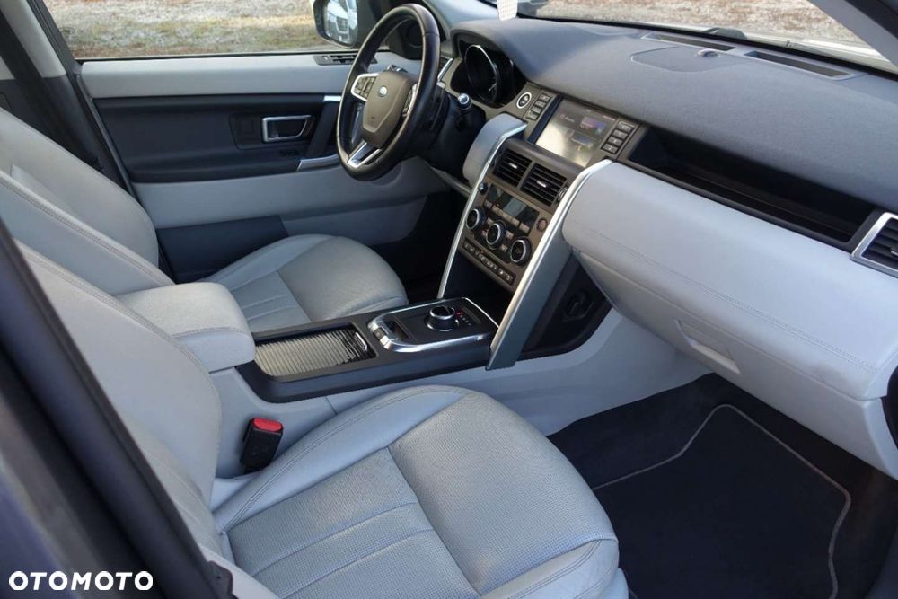 Land Rover Range Rover Sport - 16