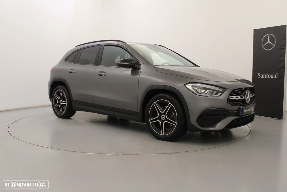 Mercedes-Benz GLA 180 d AMG Line - 2