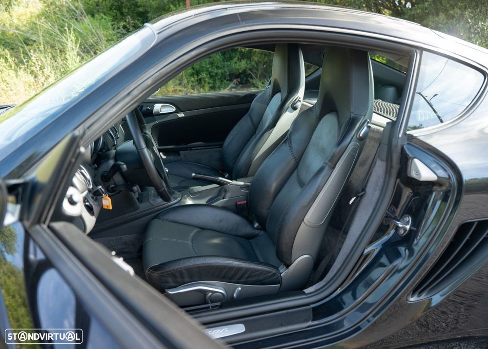 Porsche Cayman 2.7 - 6