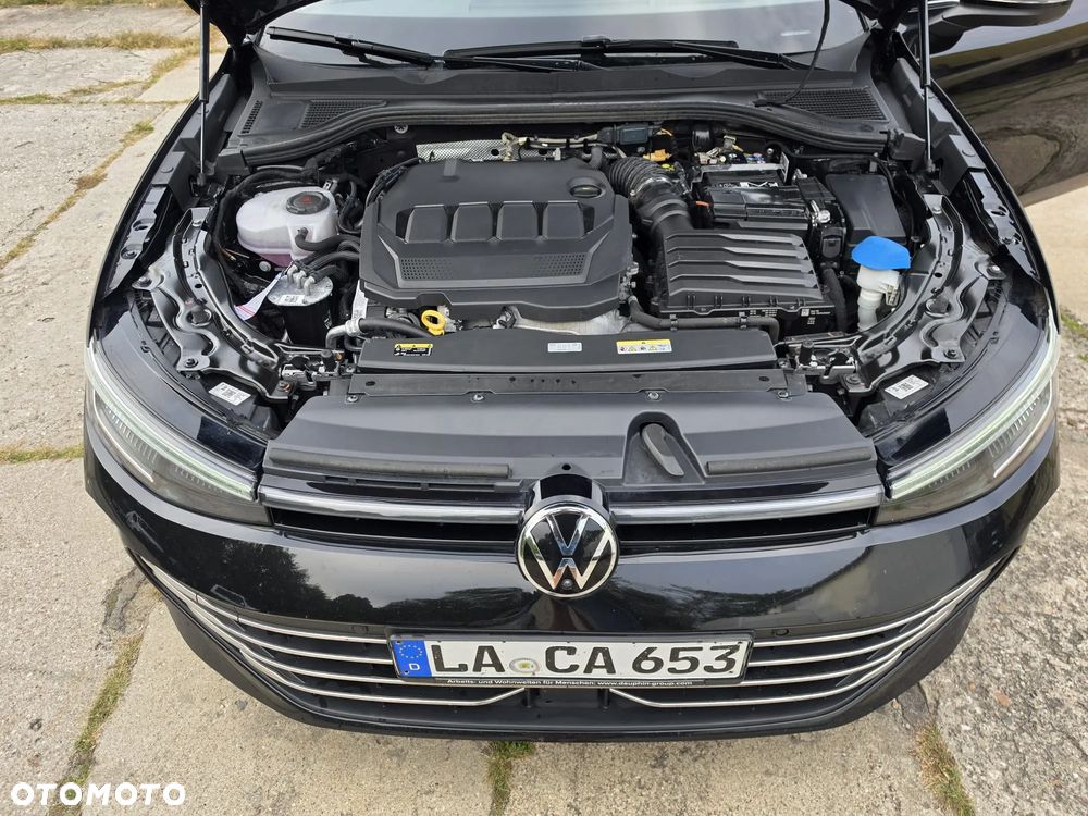 Volkswagen Passat - 12