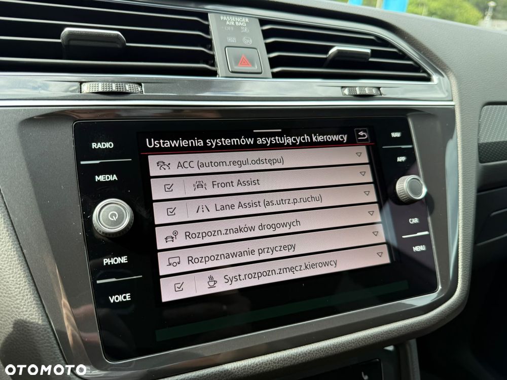 Volkswagen Tiguan Allspace 2.0 TDI 4Mot R-Line DSG - 28