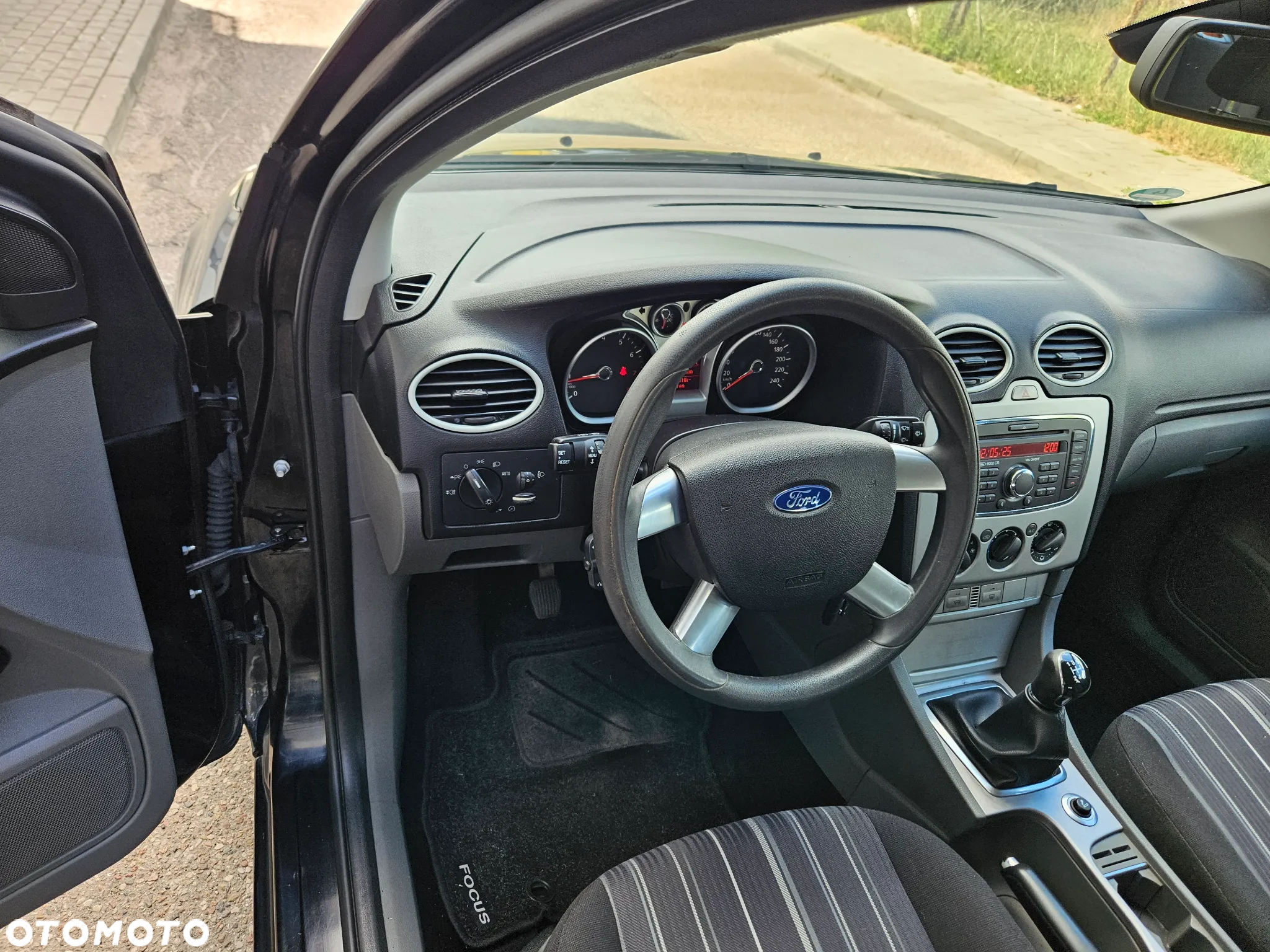 Ford Focus 1.6 Gold X - 12