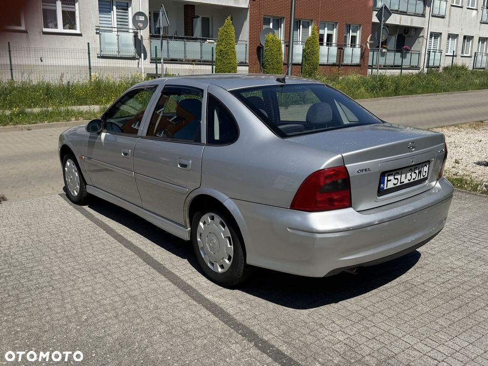 Opel Vectra - 4