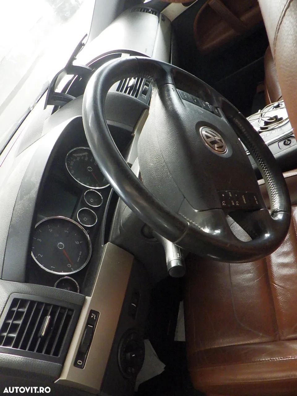 Dezmembrez VW Touareg  3.0 TDI , an 2009 cod motor CAS - 4