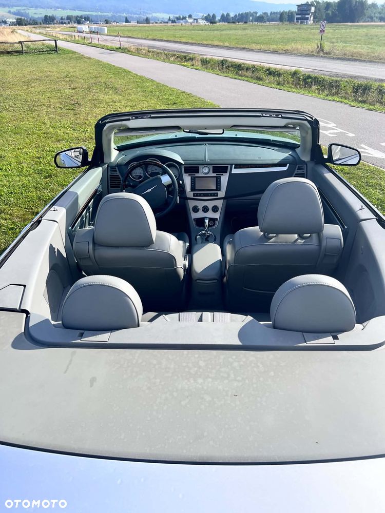 Chrysler Sebring - 12