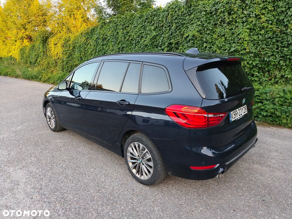 BMW Seria 2 218d Luxury Line - 3