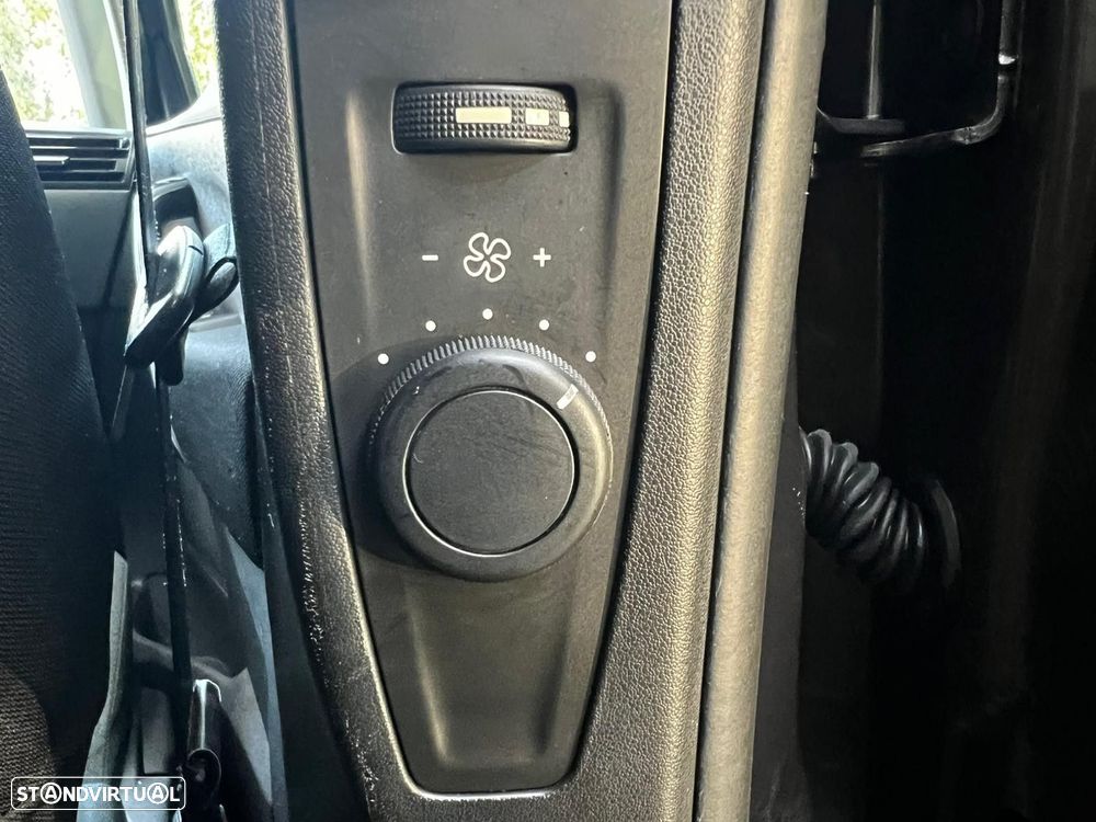 Citroën C4 Grand Picasso 1.6 BlueHDi Shine EAT6 - 42