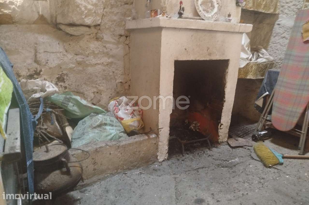 Moradia, 47 m², Cunha Baixa - Grande imagem: 3/34