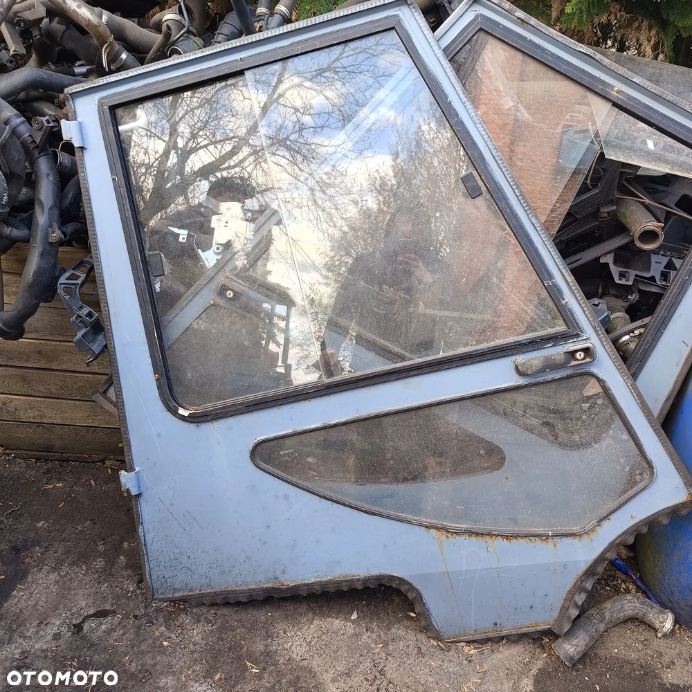 DRZWI KOMPLET WOZEK WIDLOWY TOYOTA 6FG30 - 2