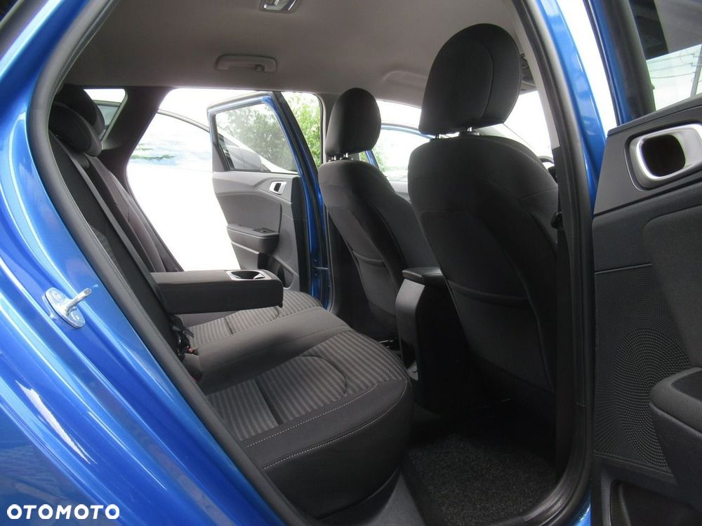 Kia Ceed 1.5 T-GDI M DCT - 8