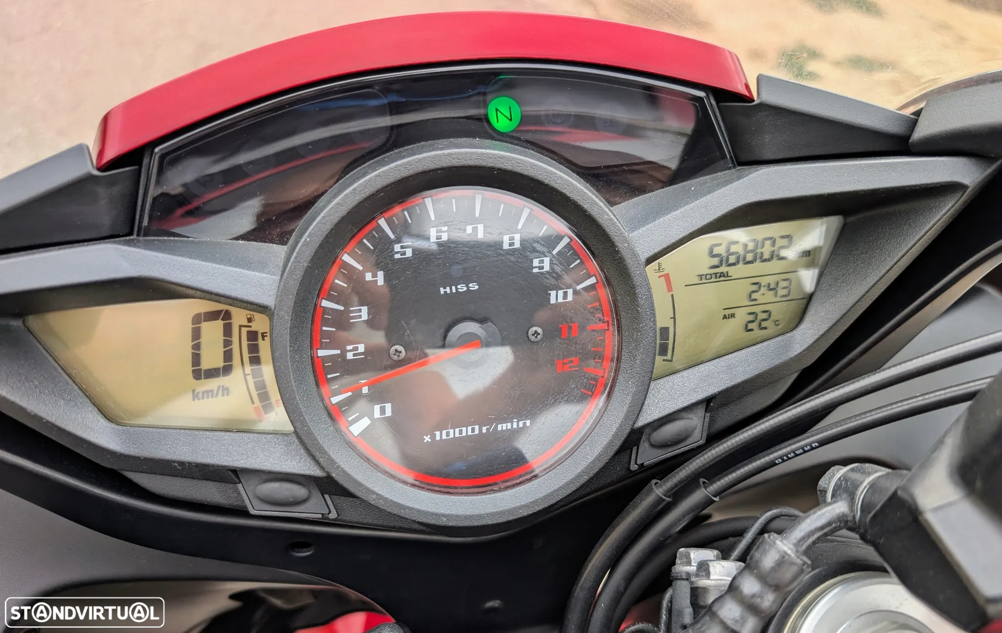 Honda VFR 1200F - 16