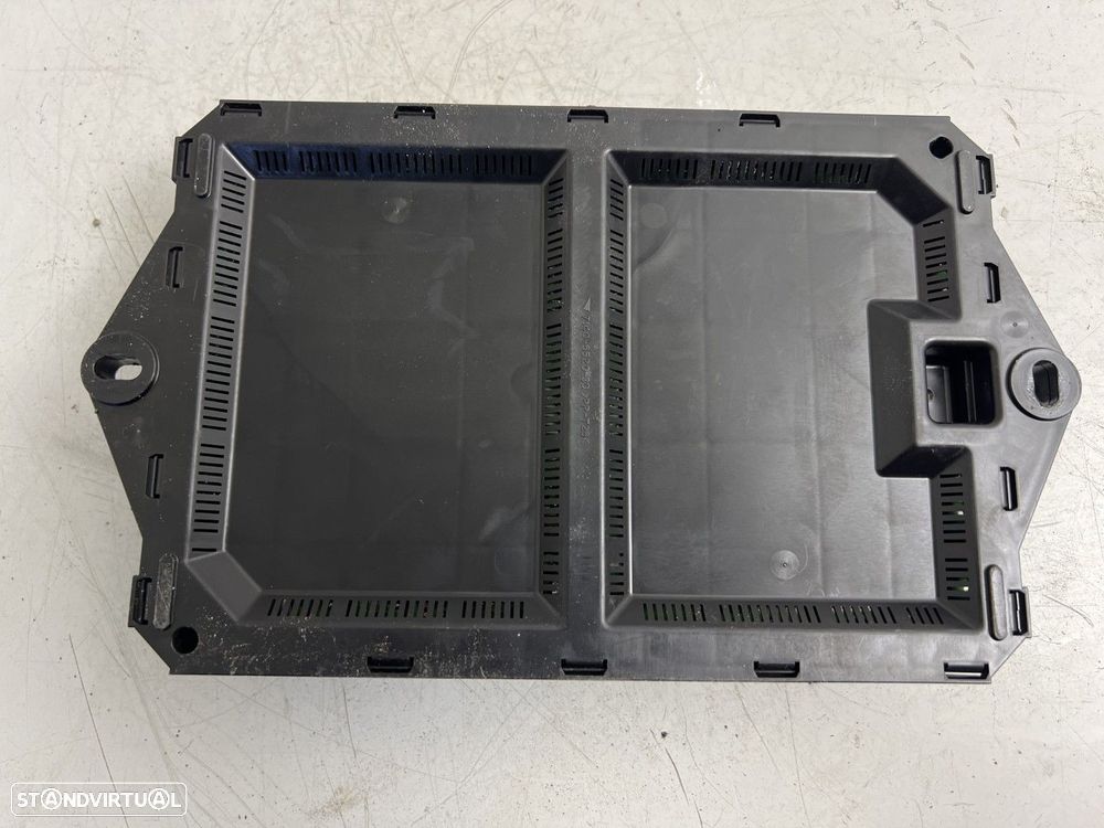 Caixa de fusíveis Usado JAGUAR XF (X250) 2.7 D REF. 8X2T14B476AD - 2