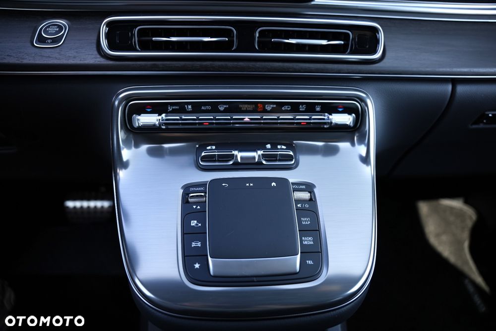 Mercedes-Benz Klasa V 300 d 4-Matic 9G-Tronic - 14
