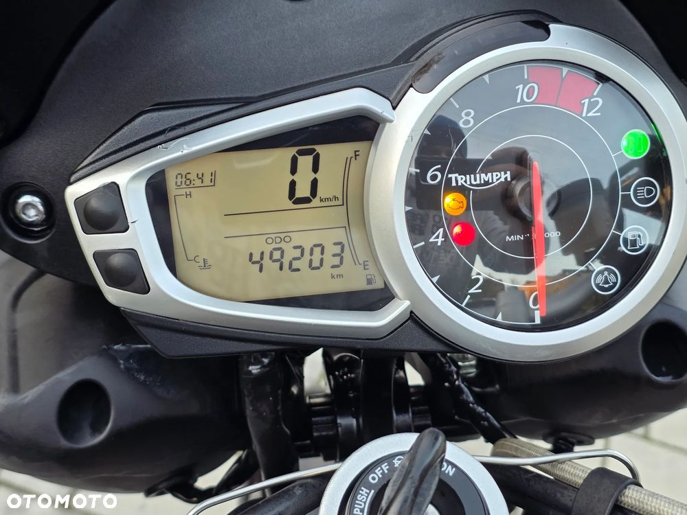 Triumph Speed Triple - 15