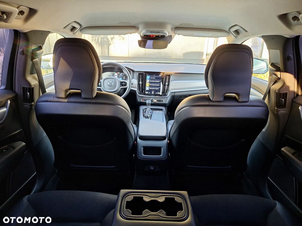 Volvo V90 D4 Momentum Pro - 14
