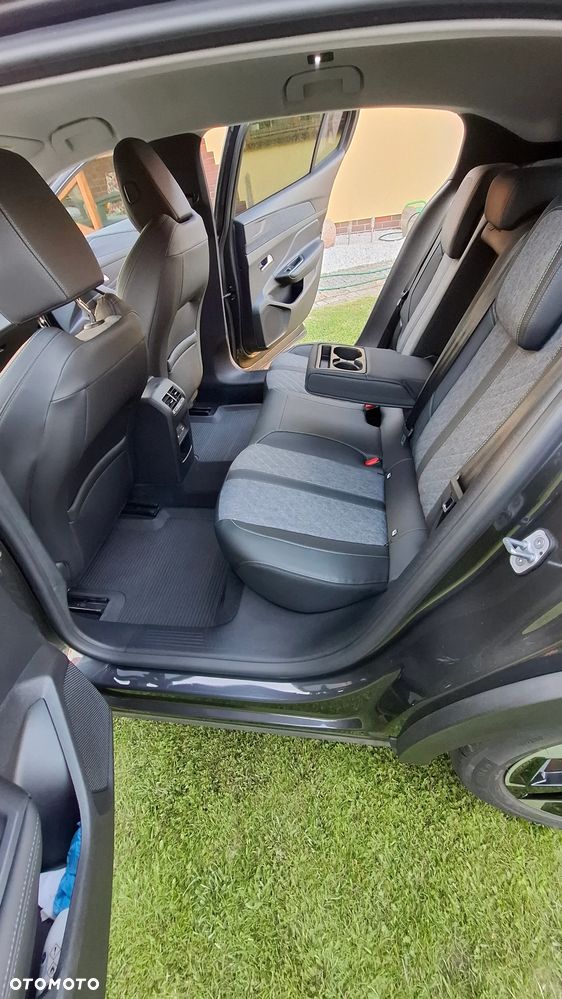 Peugeot 408 1.2 PureTech Allure Pack S&S EAT8 - 9
