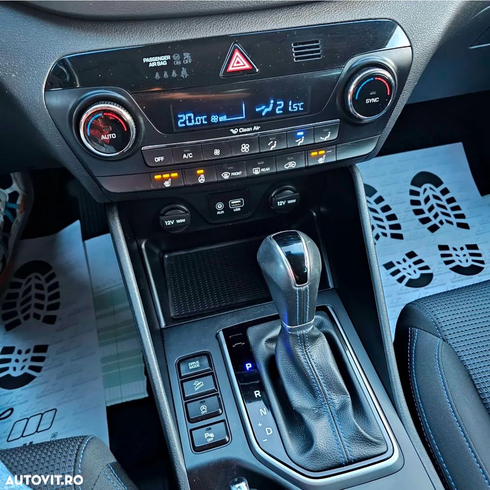 Hyundai Tucson blue 1.7 CRDi 2WD DCT Premium - 11