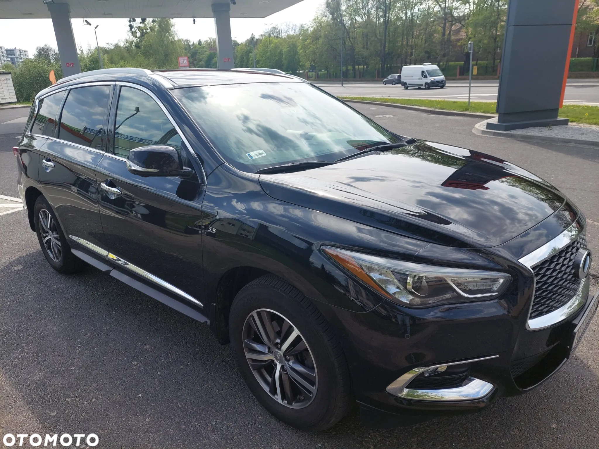Infiniti QX60 - 8