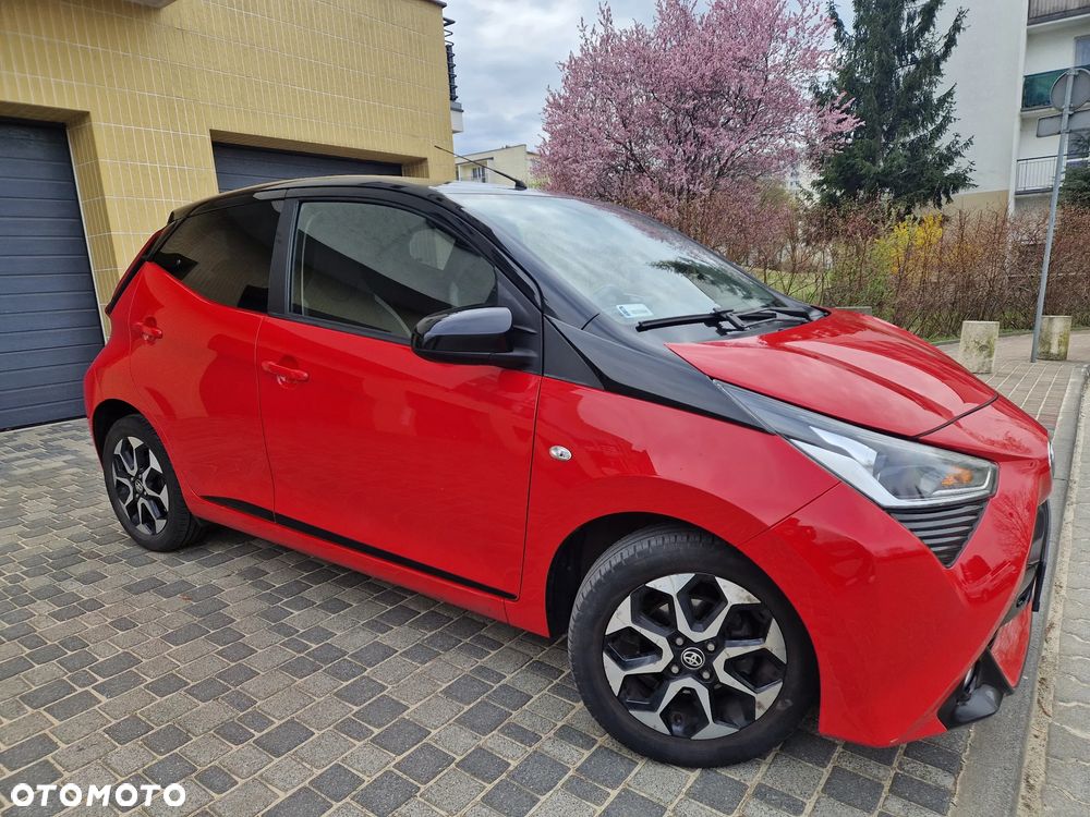 Toyota Aygo 1.0 VVT-i Color Edition - 1