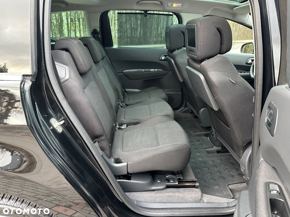 Peugeot 5008 HDI FAP 150 Family Plus - 22