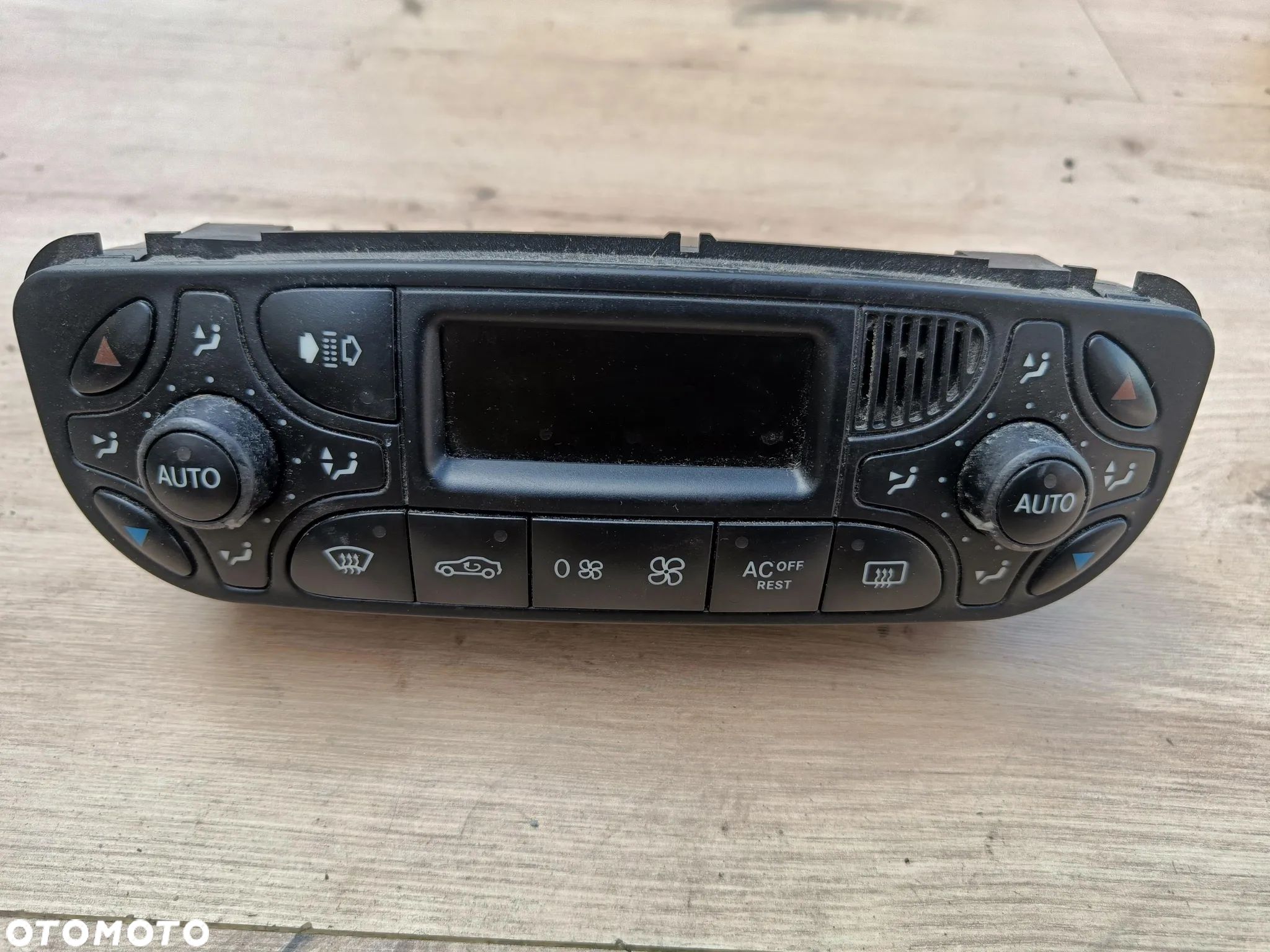 MERCEDES W203 W209 CLK PANEL KLIMATYZACJI KLIMATRONIC 2098300285 - 1
