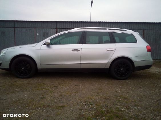 Volkswagen Passat Variant 2.0 TDI DPF DSG Highline - 8