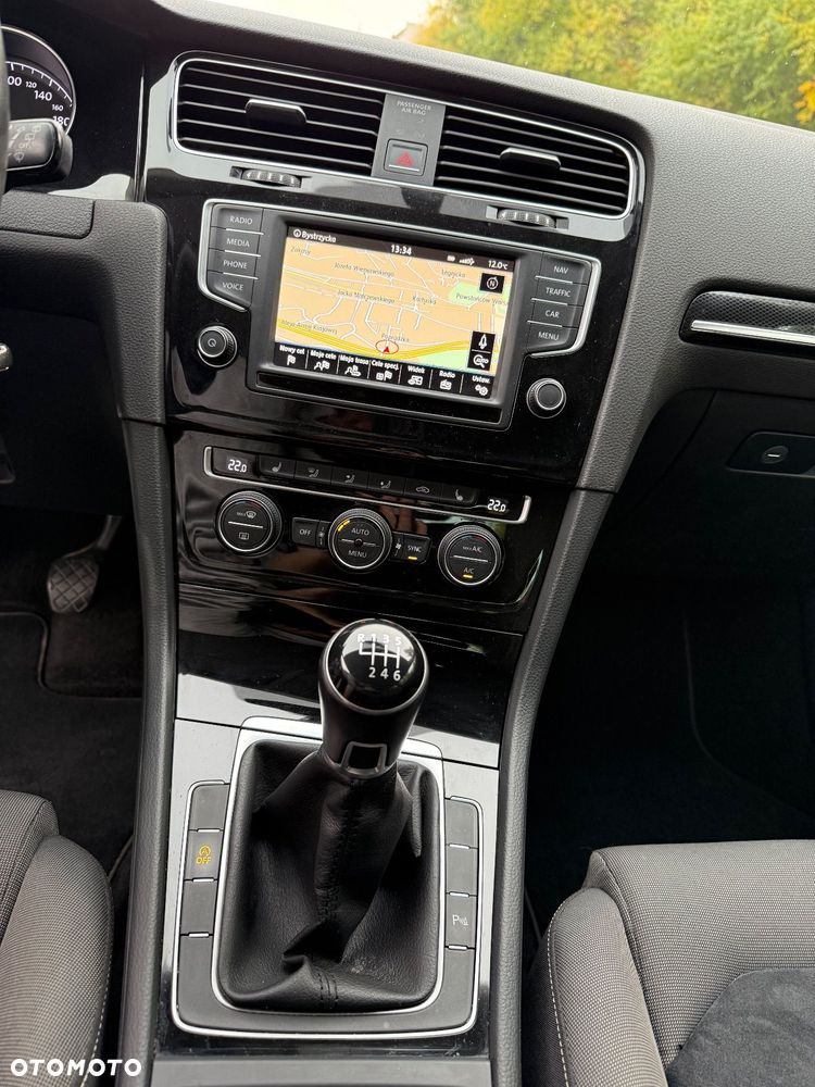 Volkswagen Golf VII 1.4 TSI BMT Highline - 14