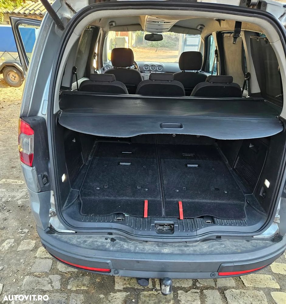Ford Galaxy 2.0 TDCi DPF Ghia - 15