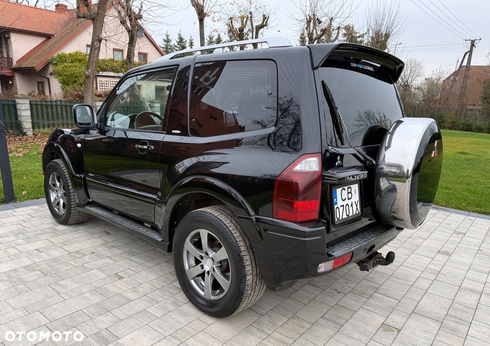 Mitsubishi Pajero 3.2 DI-D Automatik Instyle - 3