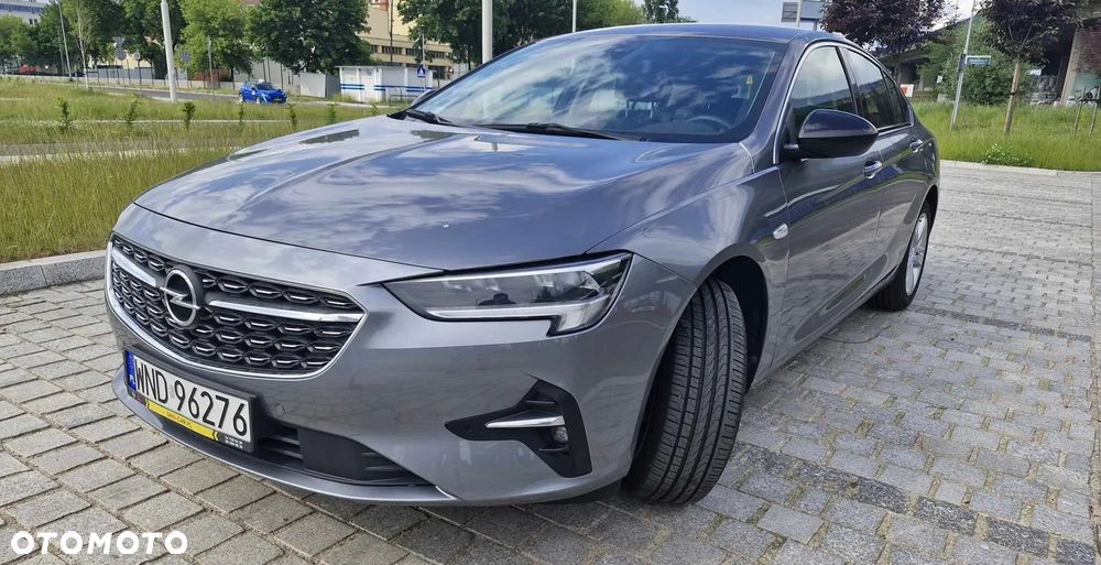 Opel Insignia - 2