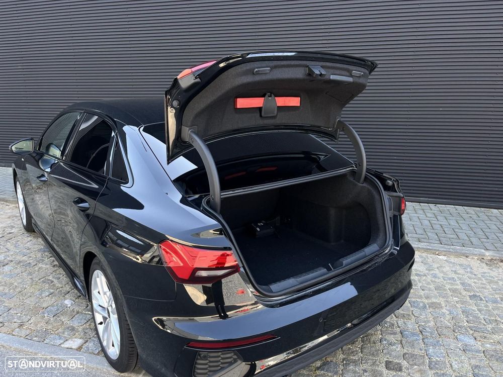 Audi A3 Limousine 30 TFSI S line - 11