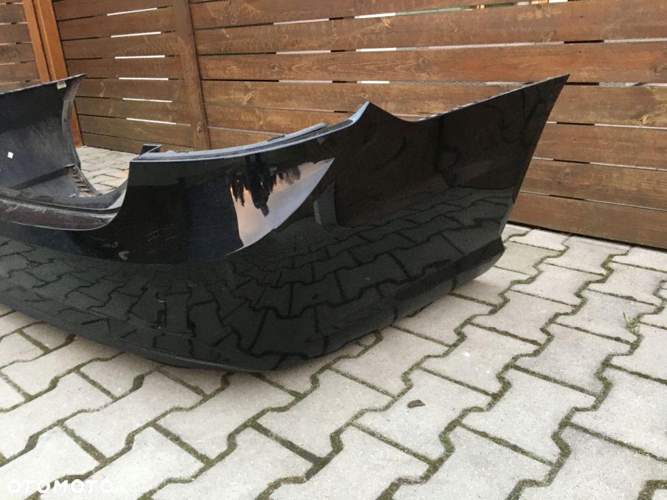 MERCEDES 212 amg zderzak tylny kpl. pdc kolor 197 - 3