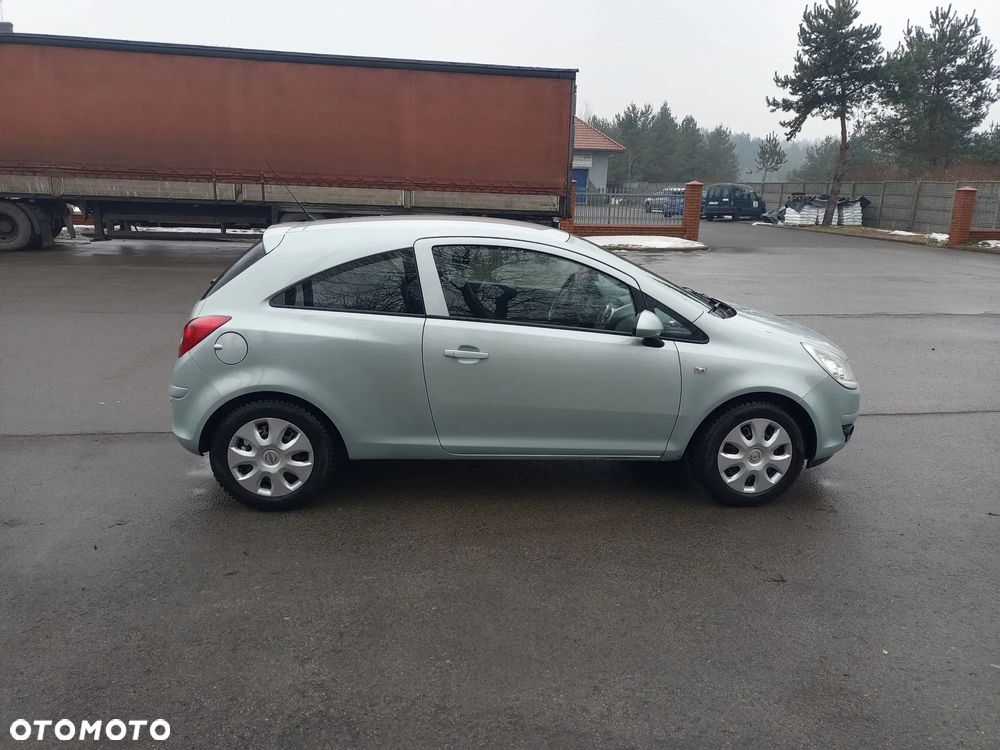 Opel Corsa 1.2 16V Enjoy - 1