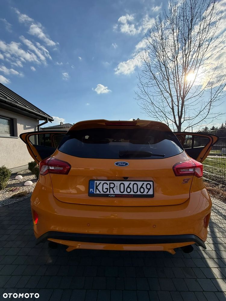 Ford Focus 2.3 EcoBoost S&S ST Edition - 6