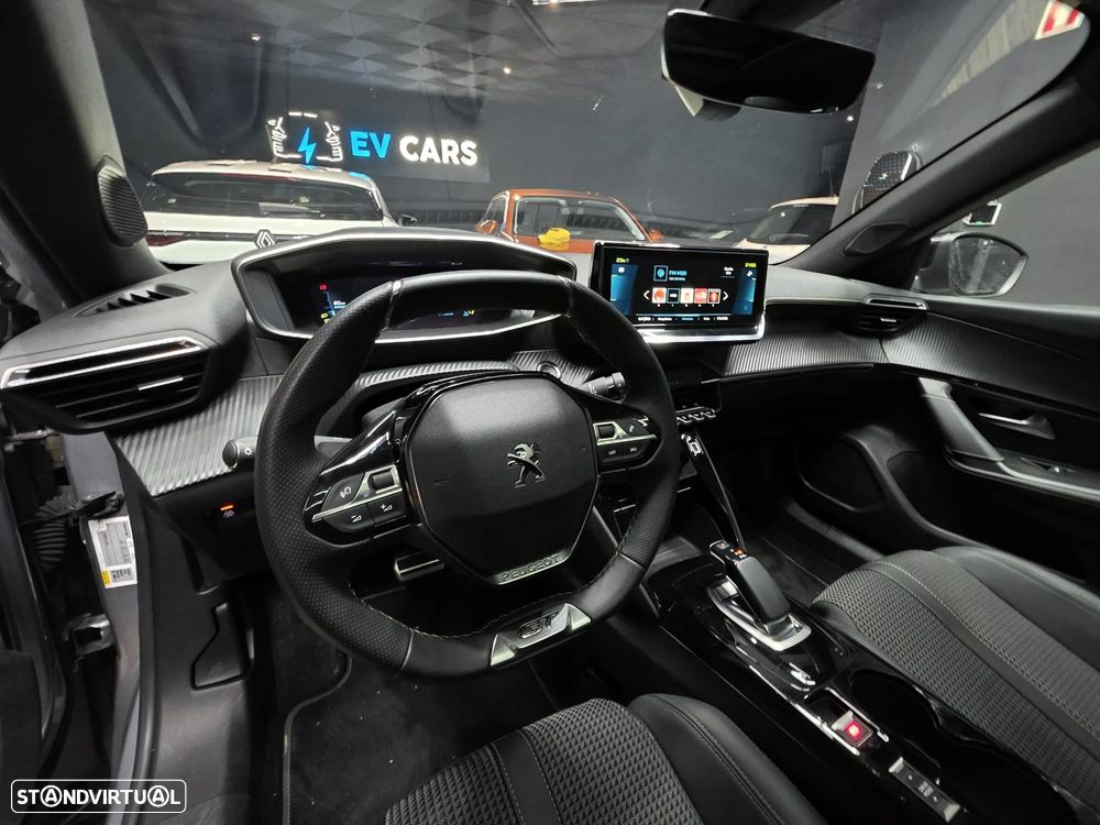 Peugeot e-2008 50 kWh GT Line - 31