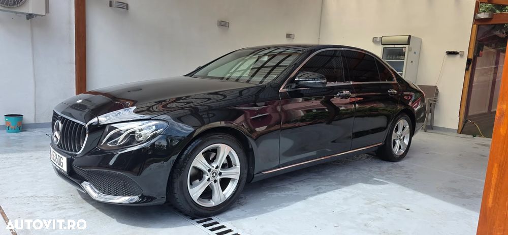 Mercedes-Benz E 220 d 9G-TRONIC AMG Line - 7