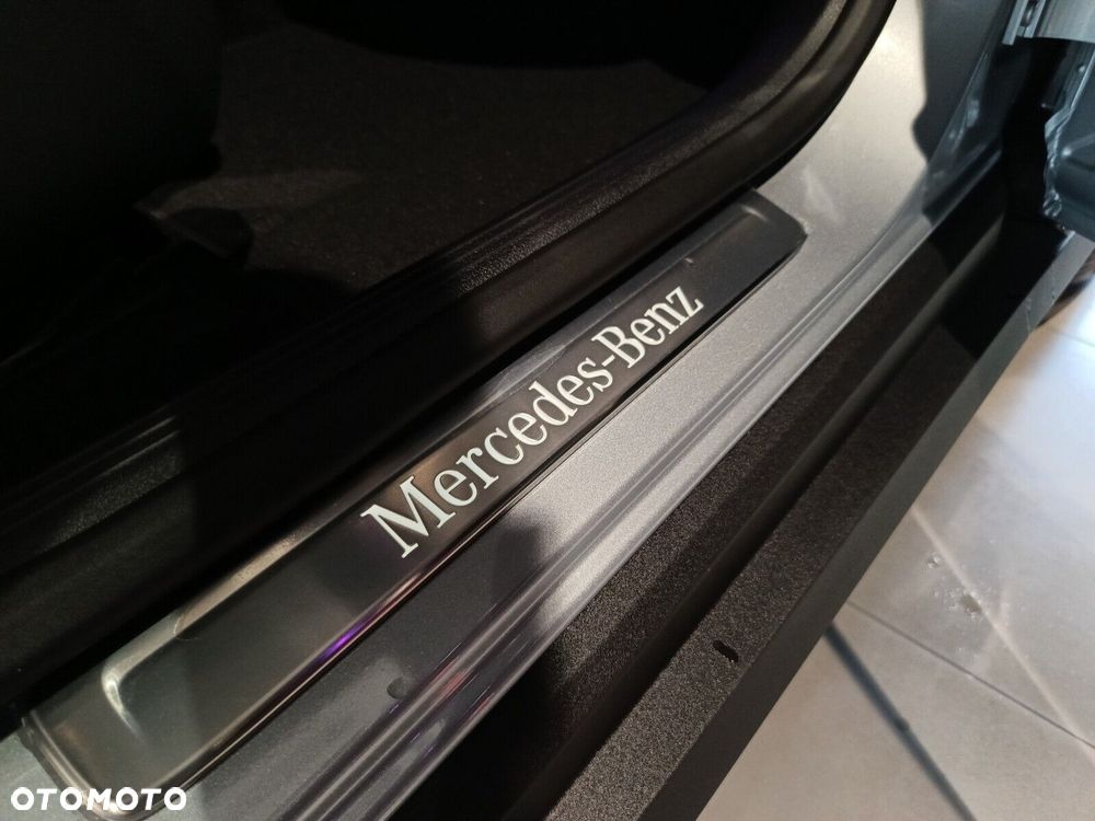 Mercedes-Benz GLC - 21