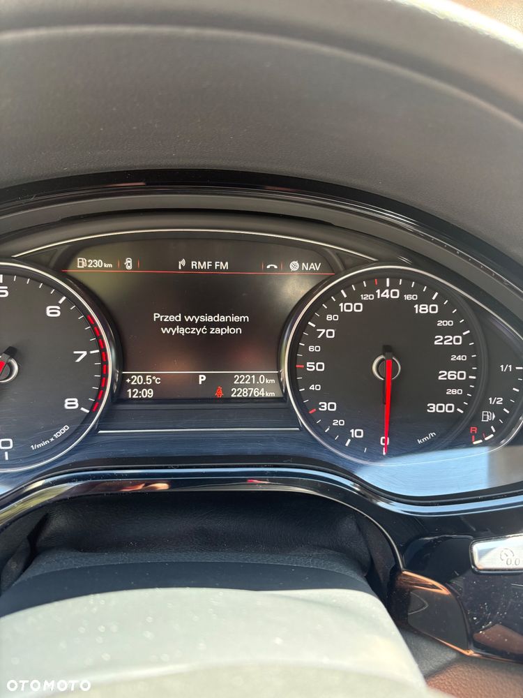 Audi A8 3.0 TFSI L Quattro - 11