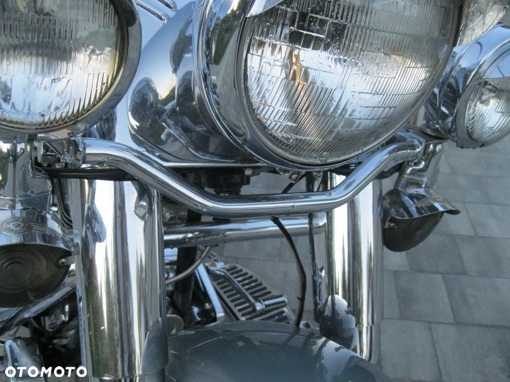 Harley-Davidson Softail Heritage Classic - 19
