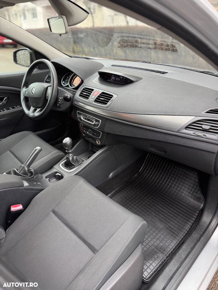 Renault Megane - 7