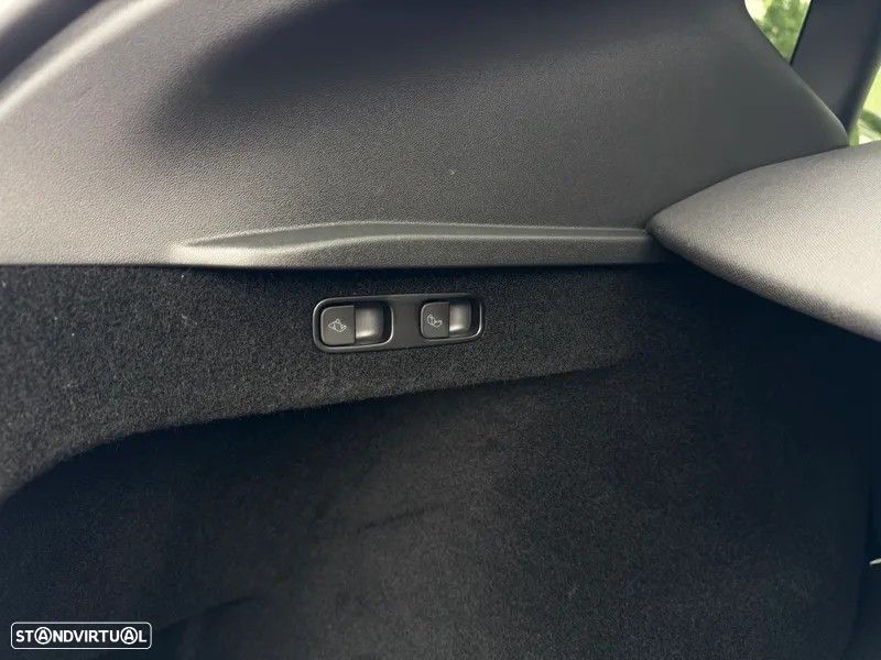 Tesla Model Y Tração Traseira - 12