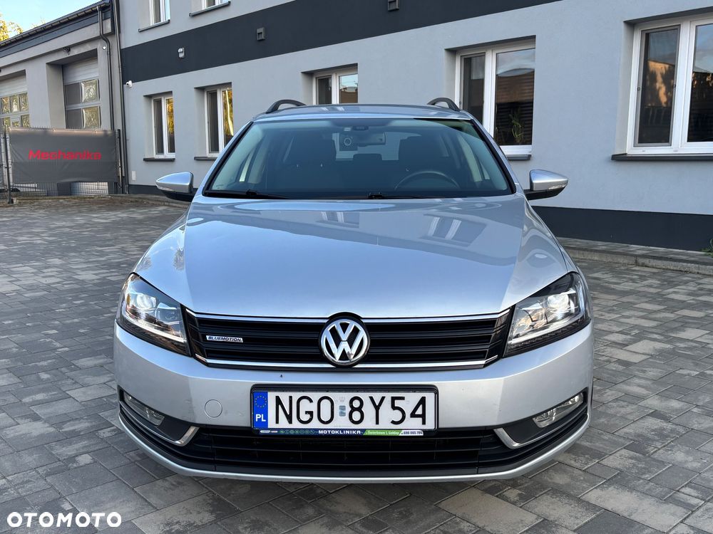 Volkswagen Passat - 2