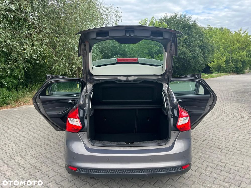 Ford Focus 1.6 TDCi DPF Titanium - 21