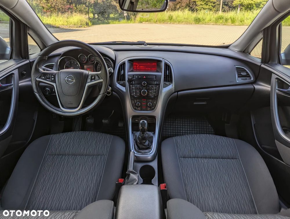 Opel Astra 1.4 T Sport - 27