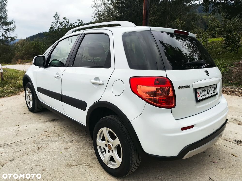 Suzuki SX4 1.6 Premium 4WD - 5
