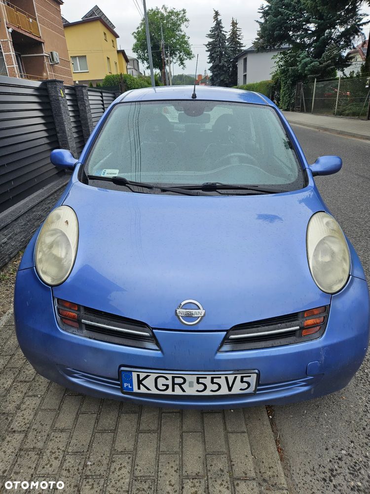 Nissan Micra - 1