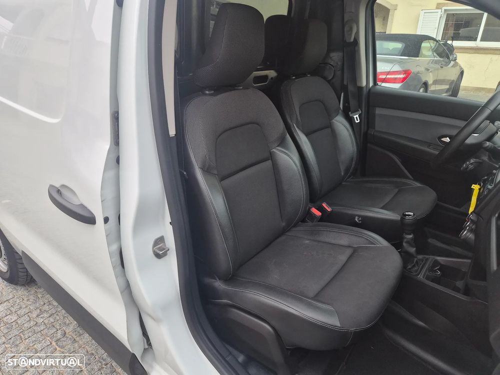 Renault Express - 10