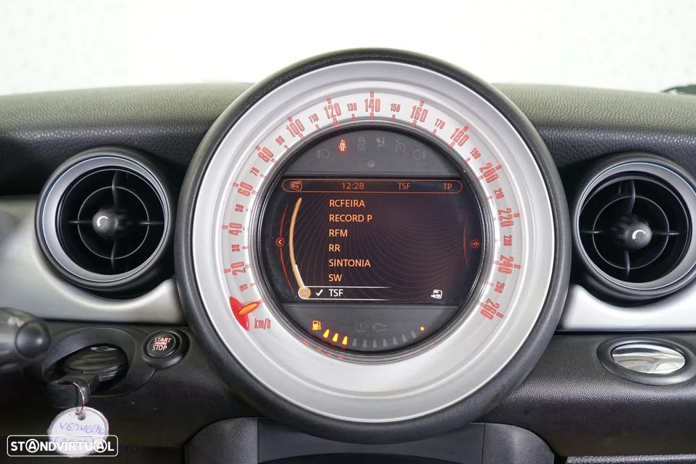 MINI 3 Portas One D - 26